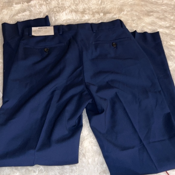 Reaction Kenneth Cole - Picture 2 of 4